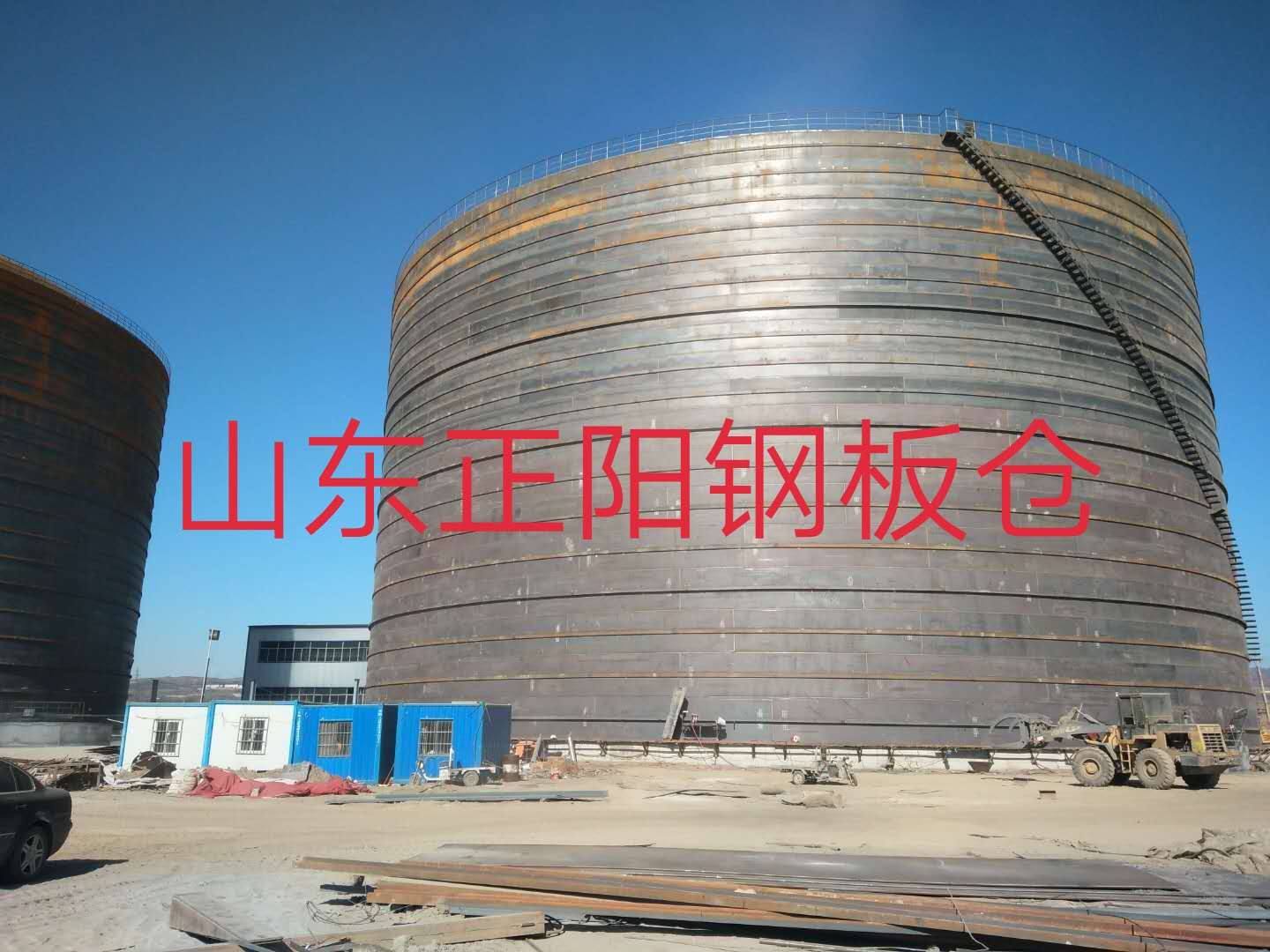 海南钢板仓的功能及特点